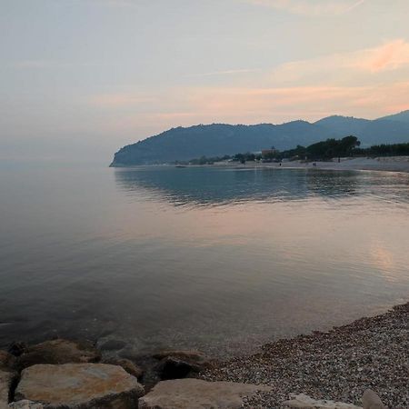 Casa Vacanze Rinaldi Матината Екстериор снимка